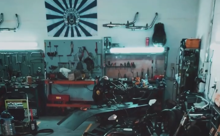 Zona de trabajo de Kamikazes Garage